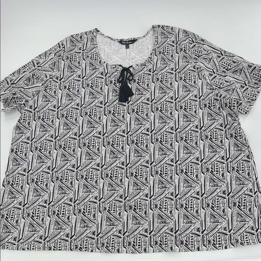 Ulla Popken Monochrome Abstract Print Blouse mature 28/30